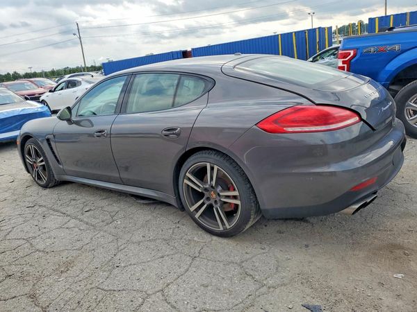 2014 PORSCHE PANAMERA