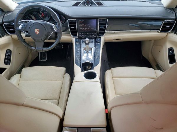 2014 PORSCHE PANAMERA
