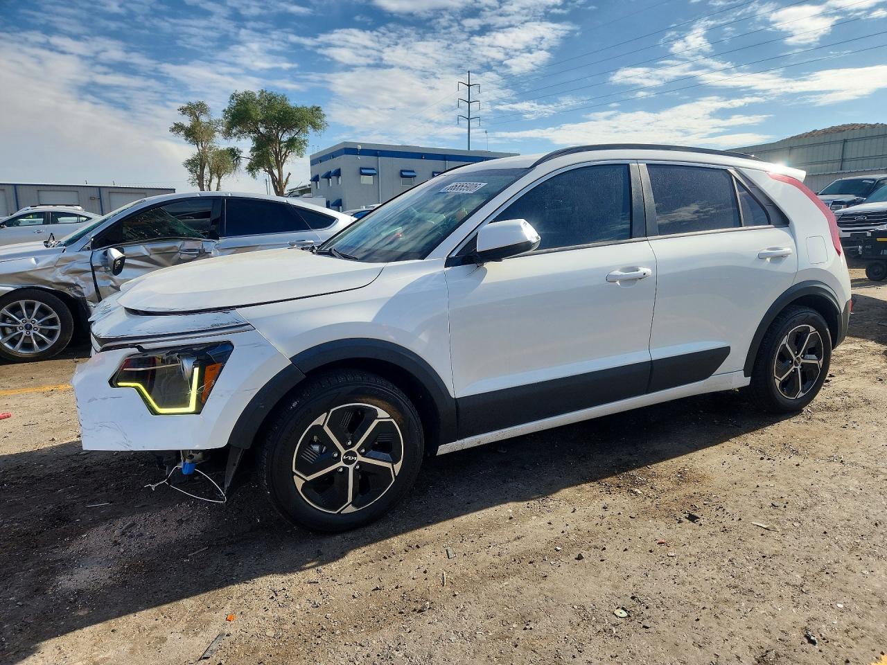 2023 KIA NIRO