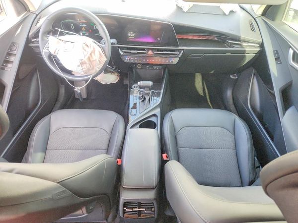 2023 KIA NIRO