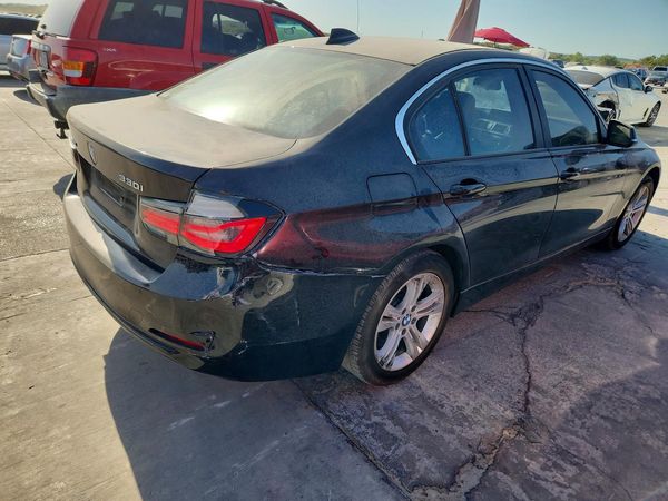 2018 BMW 330 xDrive SA