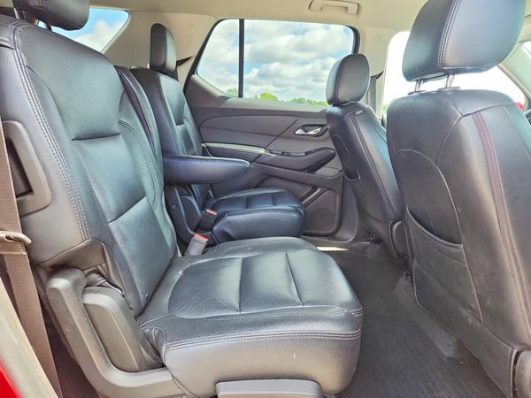 2018 CHEVROLET TRAVERSE LT
