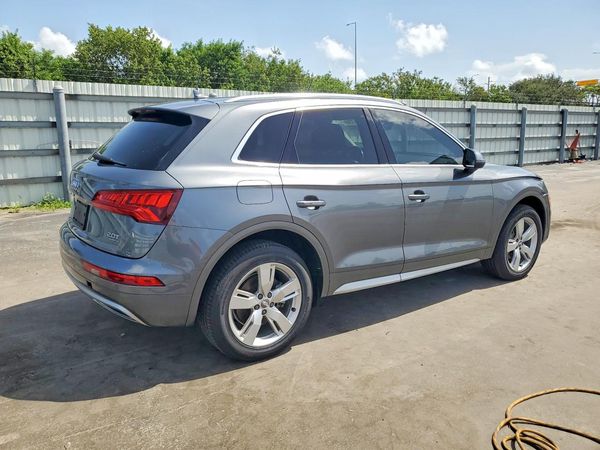 2018 AUDI Q5 quattro Premium Plus