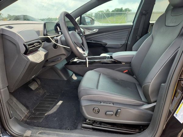 2023 VOLKSWAGEN ID.4 Pro S Plus