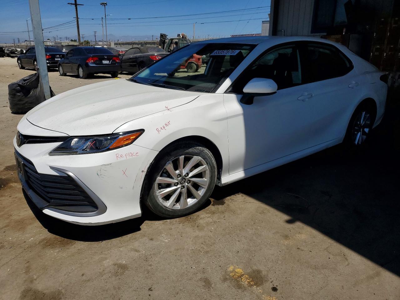 2023 TOYOTA CAMRY LE
