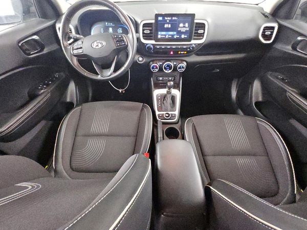 2026 HYUNDAI VENUE SEL, SEL w/ 2-Tone Roof