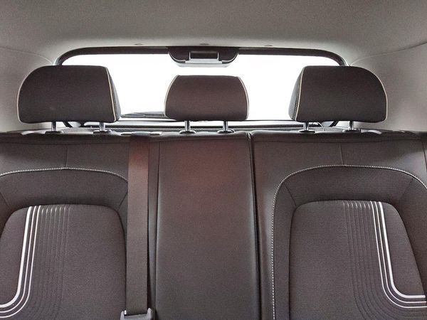 2026 HYUNDAI VENUE SEL, SEL w/ 2-Tone Roof
