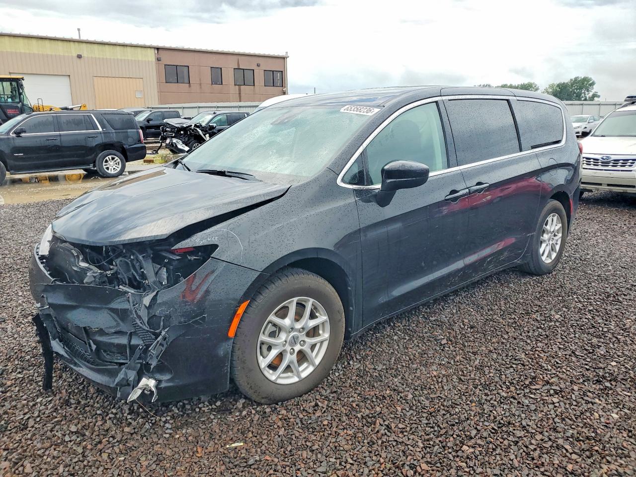 2023 CHRYSLER VOYAGER