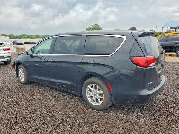 2023 CHRYSLER VOYAGER