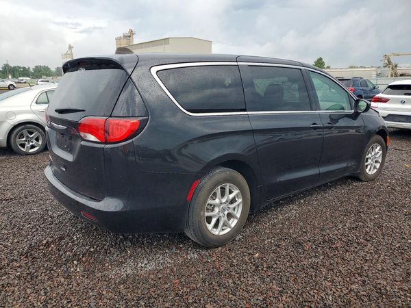 2023 CHRYSLER VOYAGER