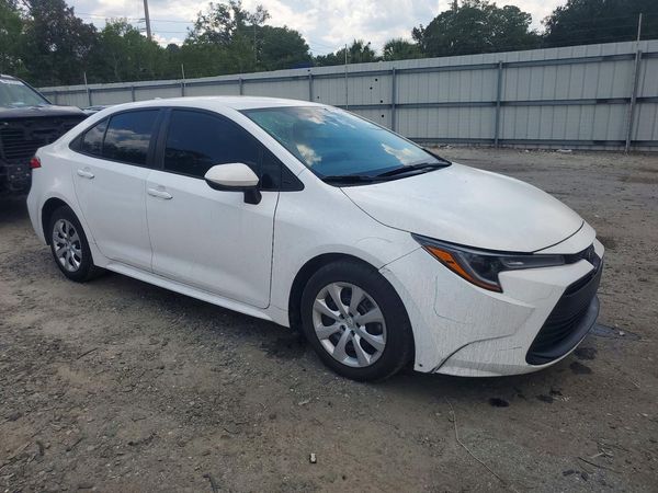 2024 TOYOTA COROLLA
