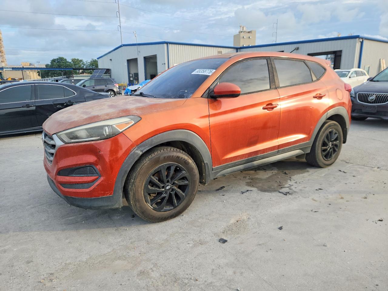 2017 HYUNDAI TUCSON SE (no options)