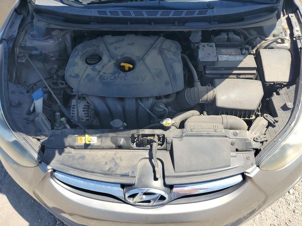2013 HYUNDAI ELANTRA