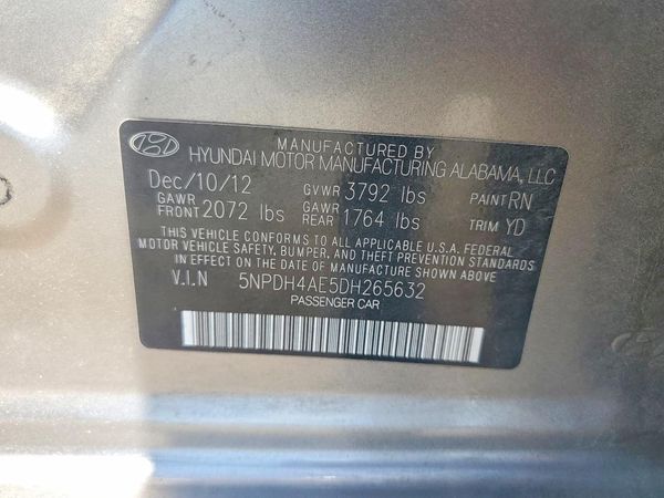 2013 HYUNDAI ELANTRA