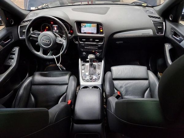 2017 AUDI Q5 quattro Premium Plus
