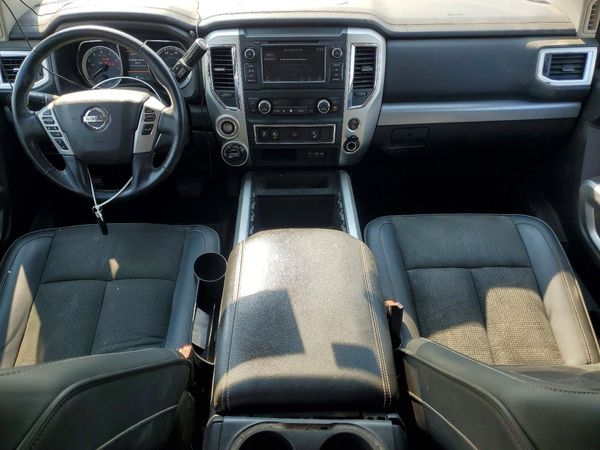 2019 NISSAN TITAN