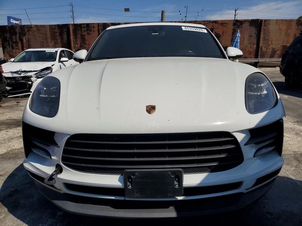 2021 PORSCHE MACAN Base