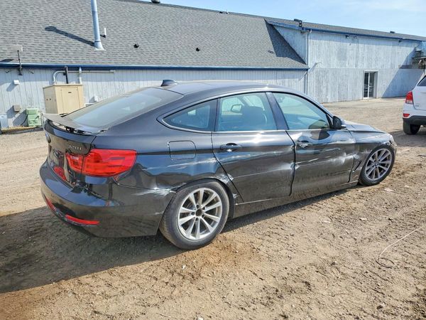2015 BMW 328