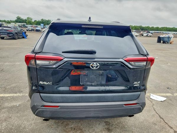 2019 TOYOTA RAV4