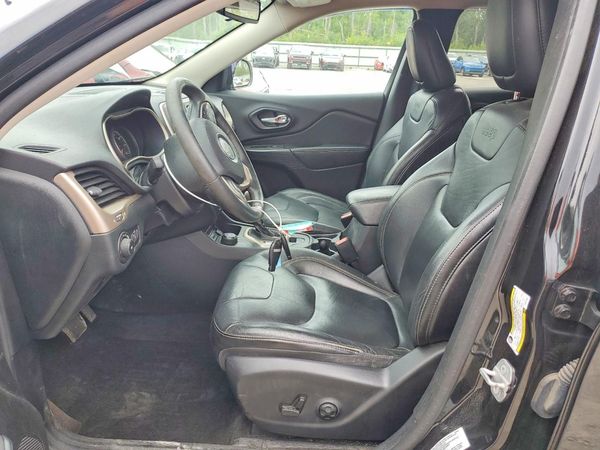 2015 JEEP CHEROKEE LATITUDE 4X4
