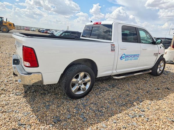 2019 RAM 1500 CLASSIC SLT