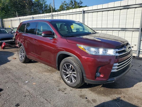 2017 TOYOTA HIGHLANDER SE/XLE