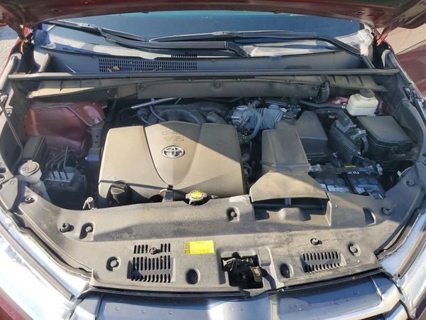 2017 TOYOTA HIGHLANDER SE/XLE