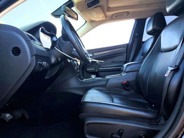 2016 CHRYSLER 300 300C