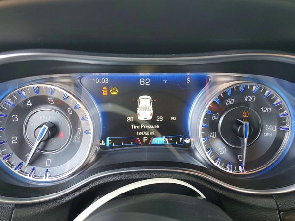 2016 CHRYSLER 300 300C
