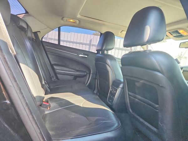 2016 CHRYSLER 300 300C