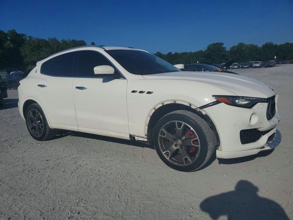 2017 MASERATI LEVANTE