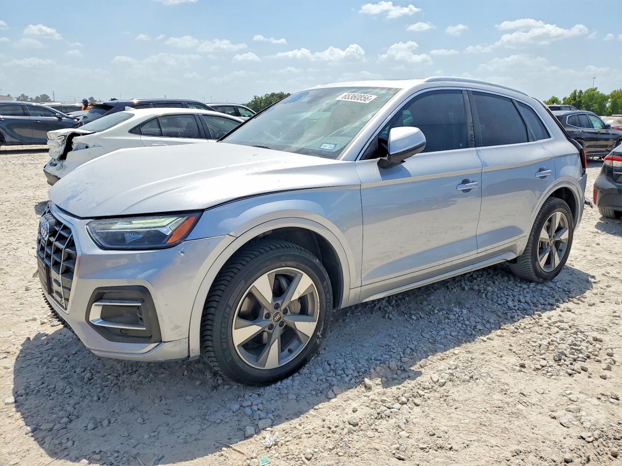2022 AUDI Q5 quattro Premium Plus