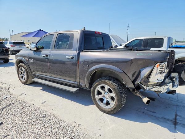 2017 RAM 1500 LARAMIE CREW CAB 4X4