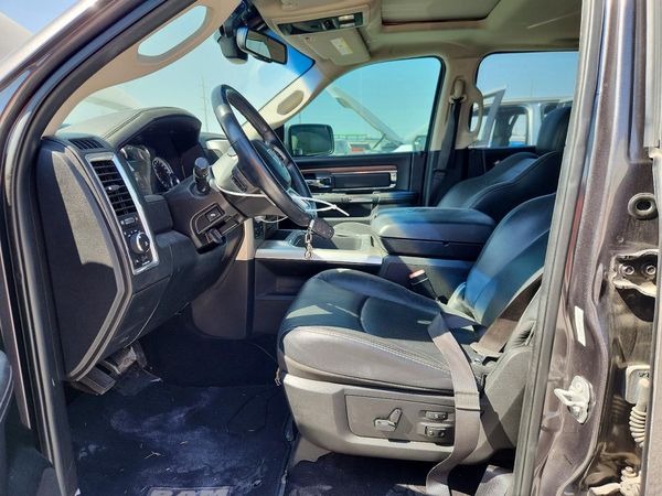 2017 RAM 1500 LARAMIE CREW CAB 4X4