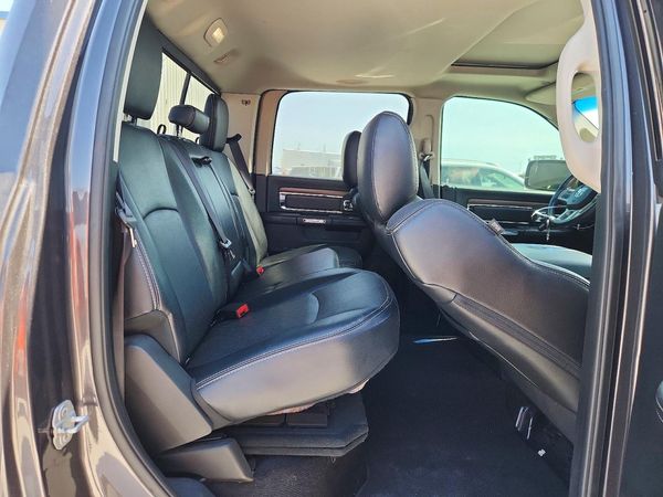 2017 RAM 1500 LARAMIE CREW CAB 4X4