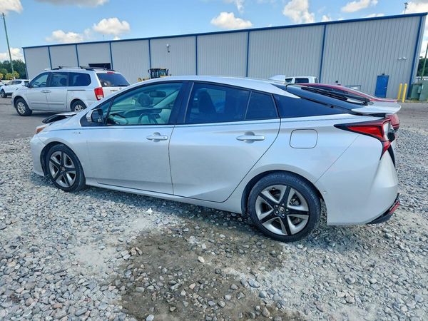 2022 TOYOTA PRIUS