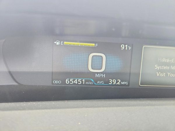 2022 TOYOTA PRIUS