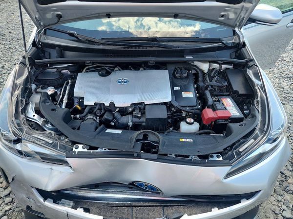 2022 TOYOTA PRIUS