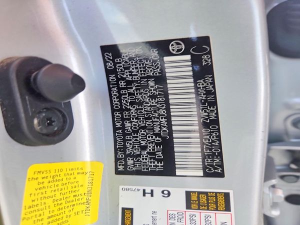 2022 TOYOTA PRIUS