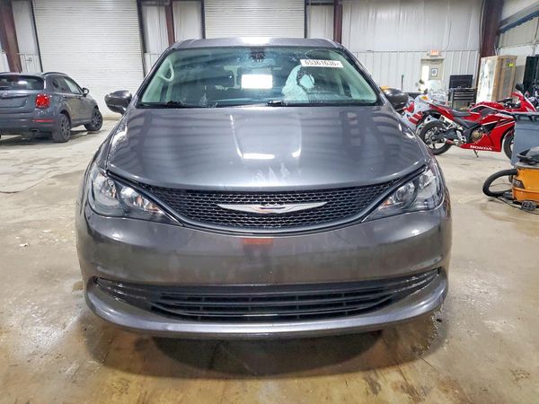 2018 CHRYSLER PACIFICA L
