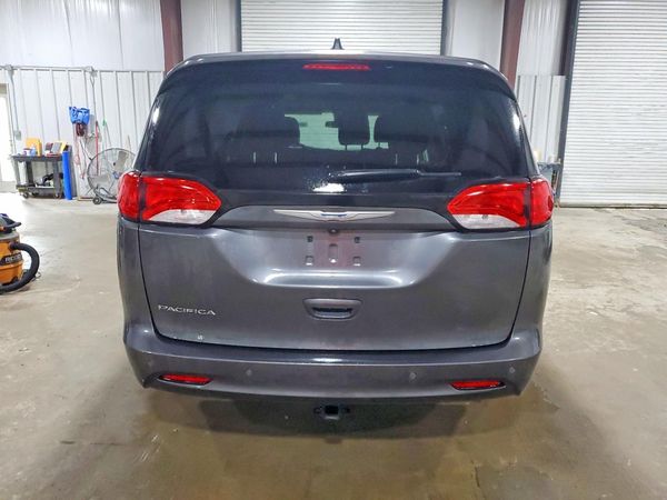 2018 CHRYSLER PACIFICA L