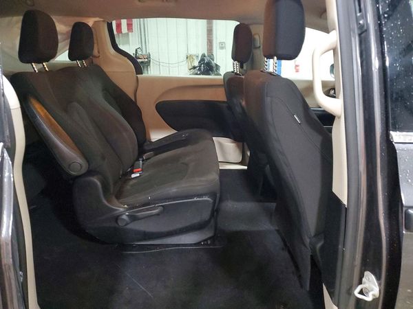 2018 CHRYSLER PACIFICA L