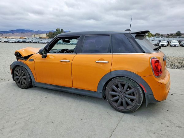 2016 MINI COOPER