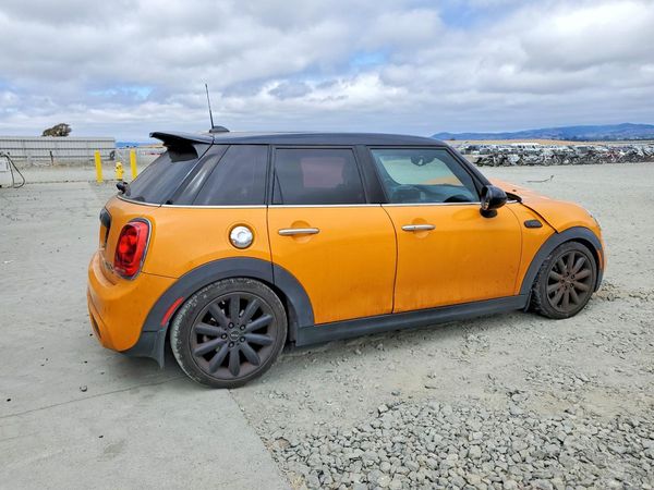 2016 MINI COOPER