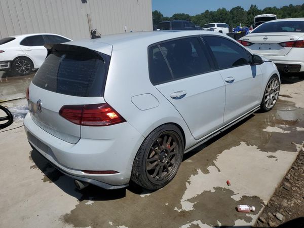 2018 VOLKSWAGEN GTI