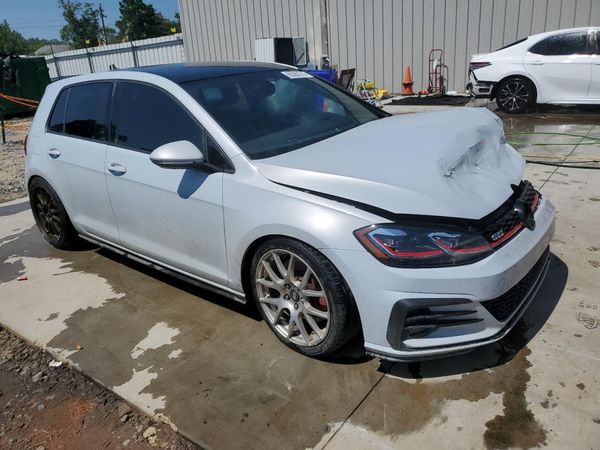 2018 VOLKSWAGEN GTI