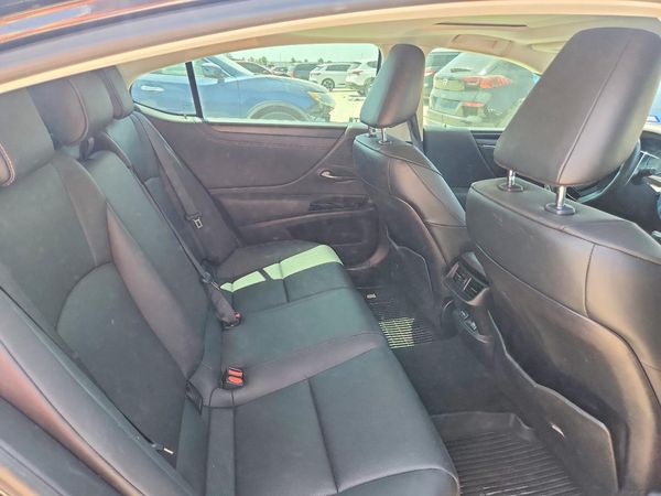 2024 LEXUS ES 350