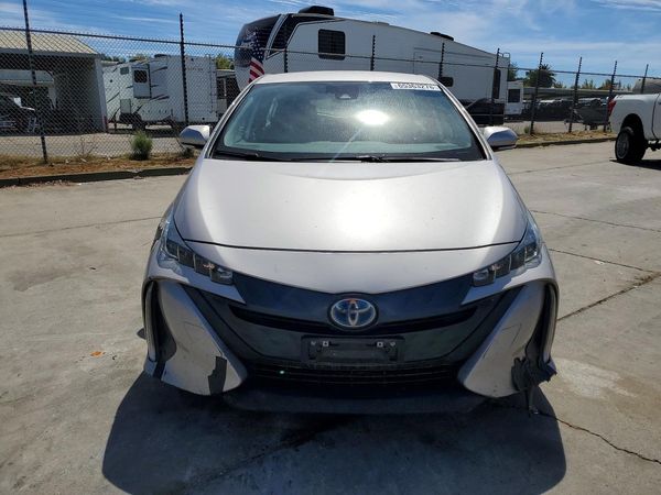 2020 TOYOTA PRIUS