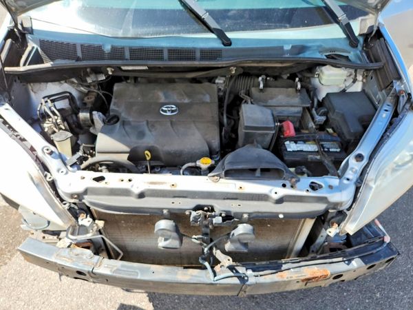 2015 TOYOTA SIENNA