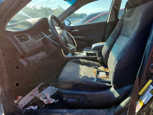 2016 TOYOTA CAMRY — DENT